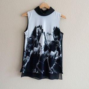 ✨HP✨ Karl Lagerfeld Paris Mock Turtleneck Tank